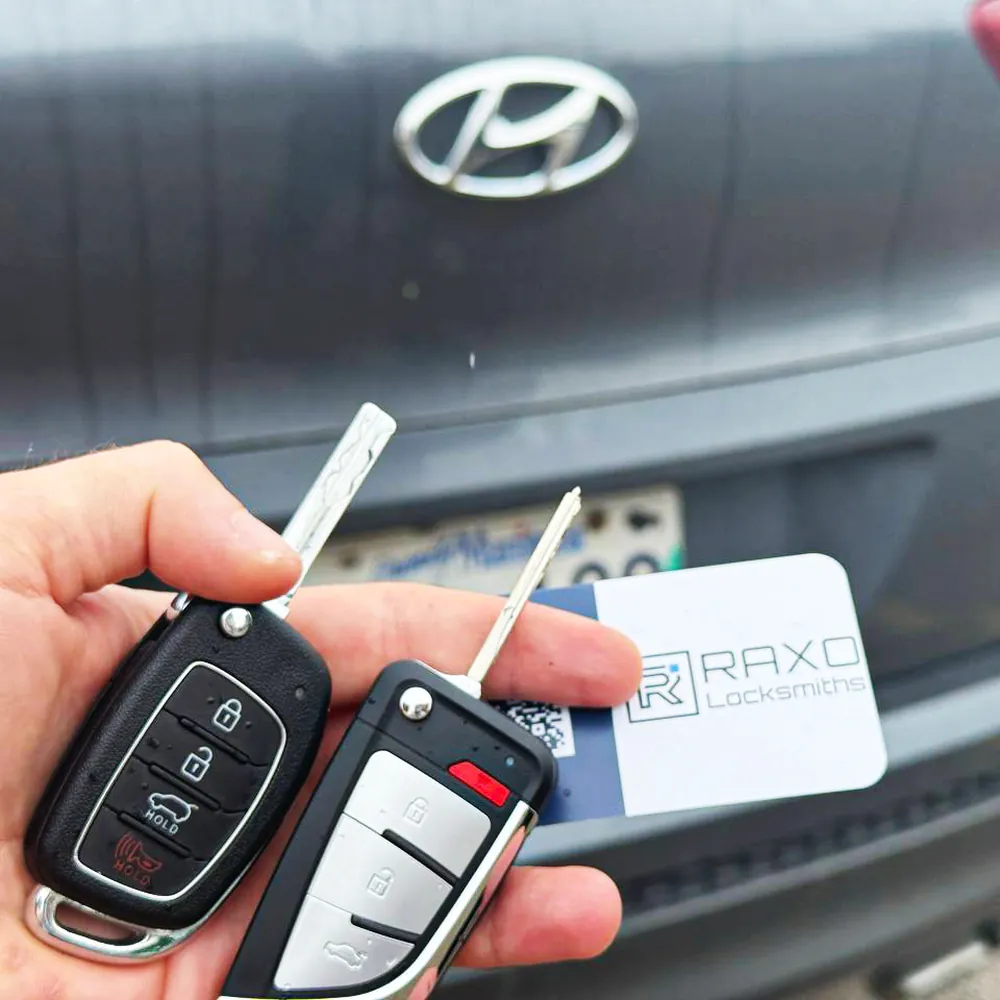 Hyundai Tucson key fob programmed in Winnipeg